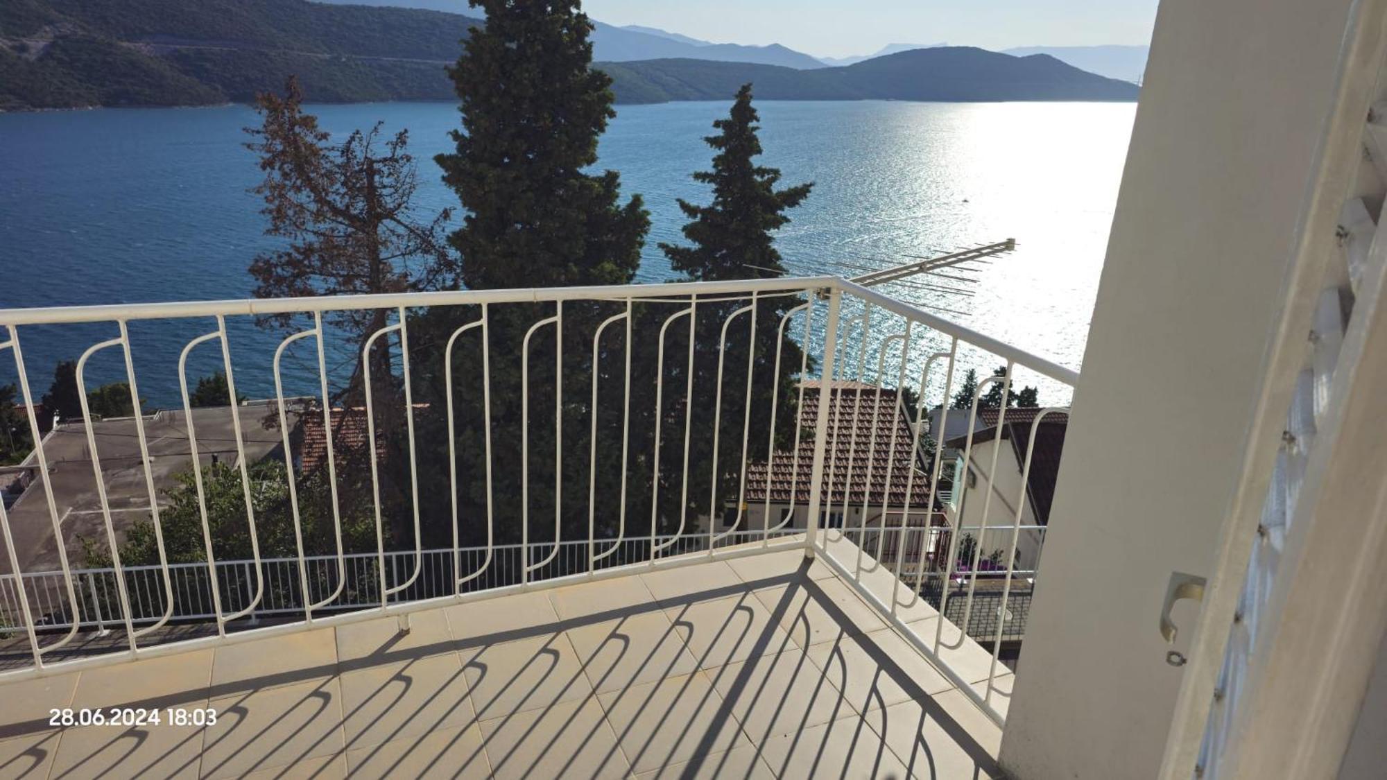 Hygge-Kuca Apartment Neum Luaran gambar